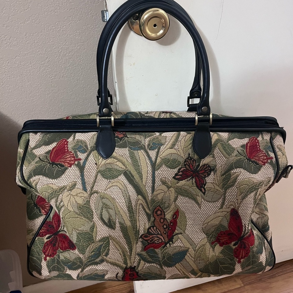 Bueno Red Butterfly Floral Tote with Black Trim